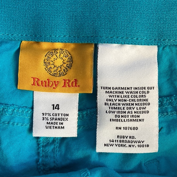 Ruby Rd Cropped Embellished Pants Size 14 - Picture 5 of 11